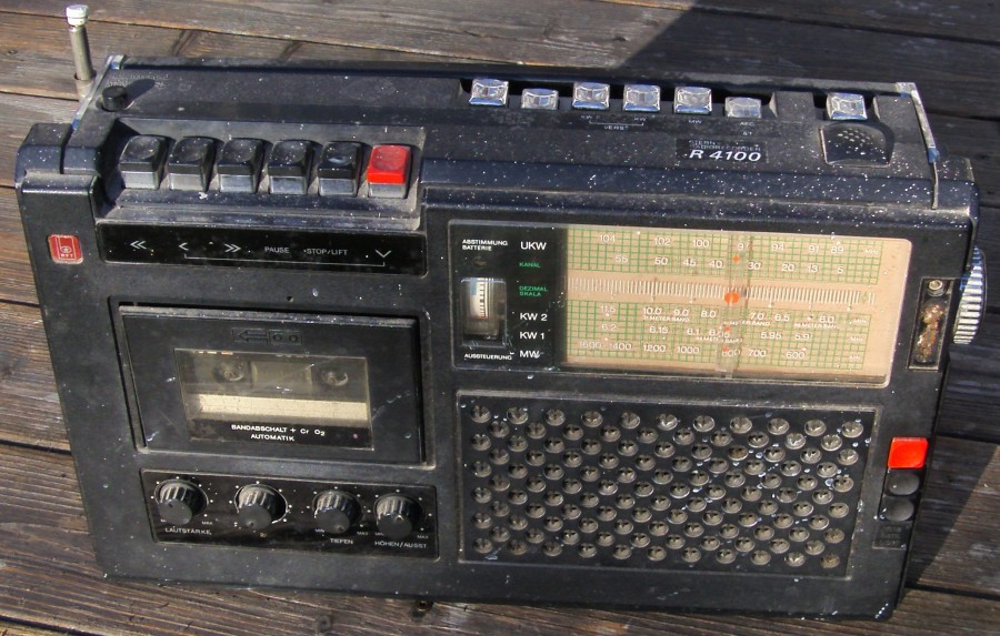 Radiorekorder R4100